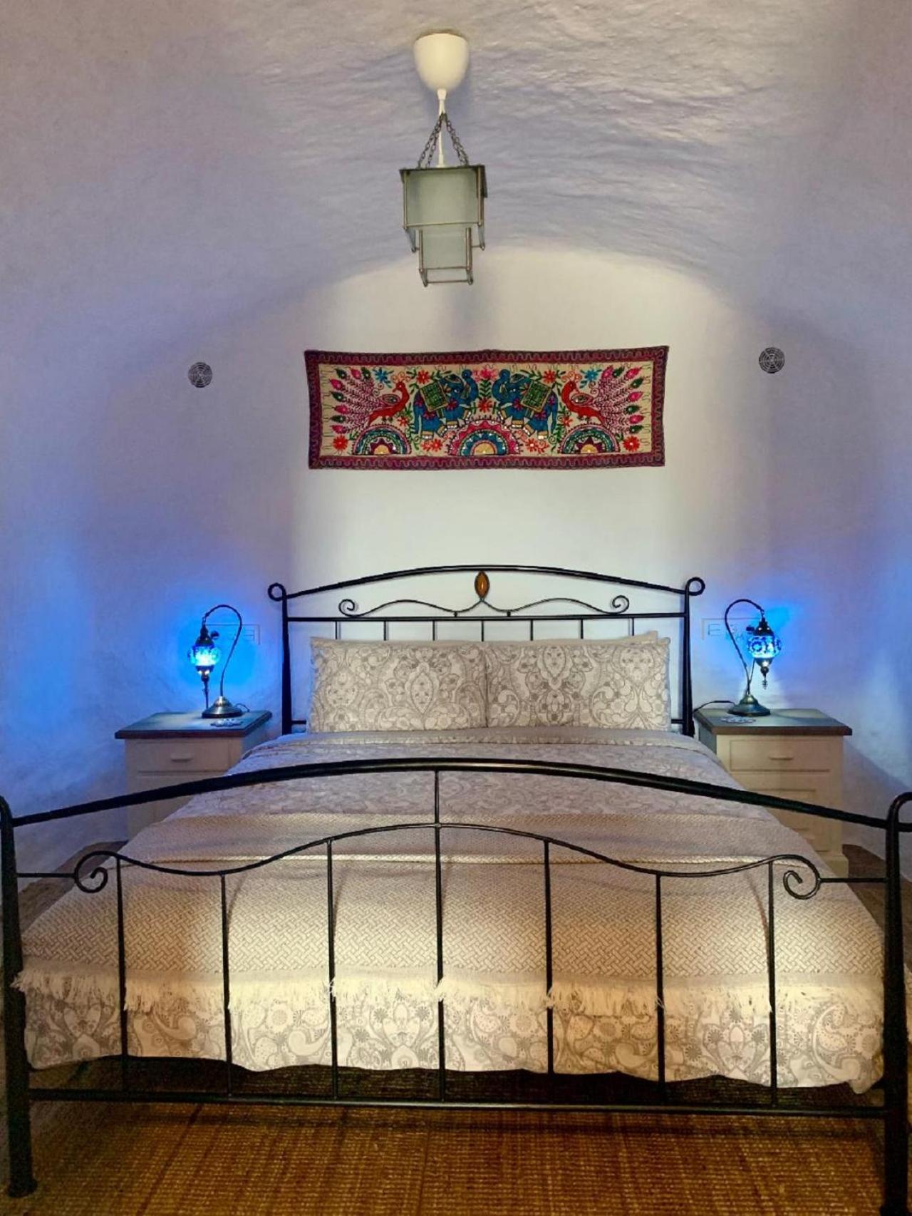 Cueva Romana, Adults Only Cave House Cuevas del Campo Exterior photo